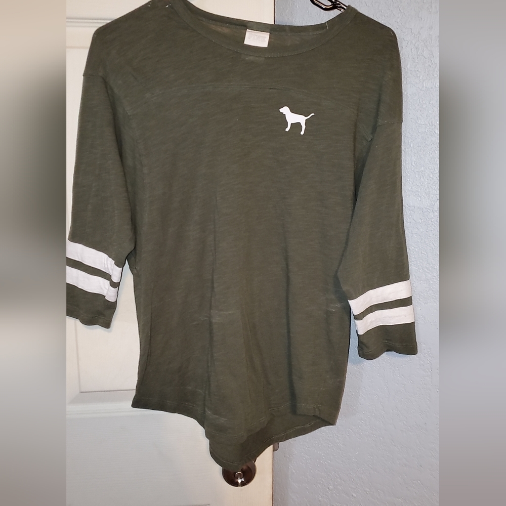 Shirts - Picture 3 of 5